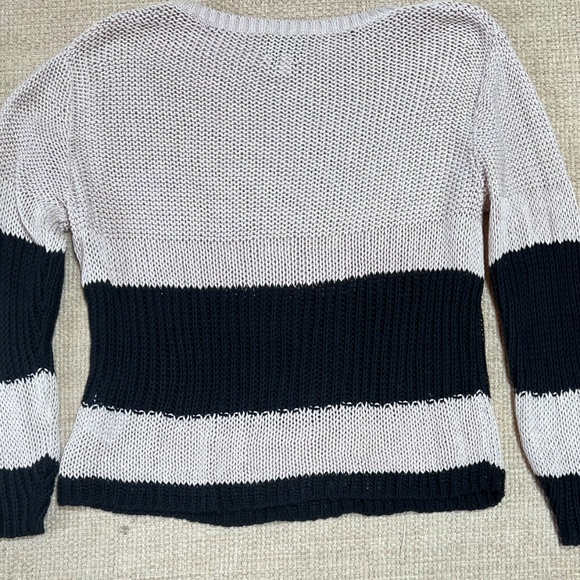 Alp N Rock Tatum Open Knit Sweater Womens Medium Black Beige Stripe Apres Ski - Picture 3 of 9